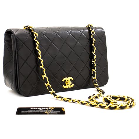 chanel sac cuire d agneau pointe diamand|Chanel .